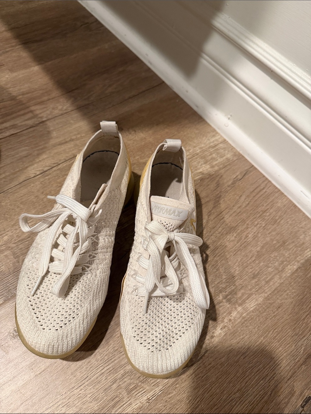 Nike Women's Cream/Light Yellow Athletic Shoes